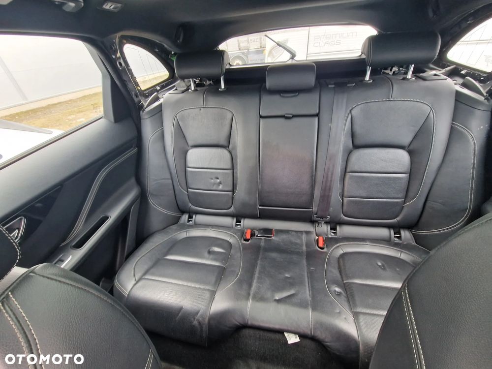 Jaguar F-Pace 2.0 i4D AWD R-Sport - 13
