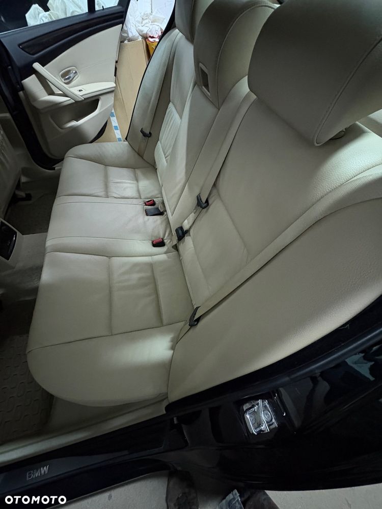 BMW Seria 5 520d - 10