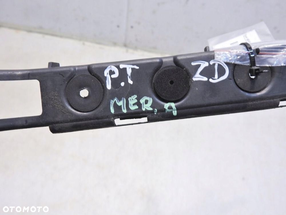 ŚLIZG ZDERZAKA PRAWY TYŁ OPEL MERIVA A - 2