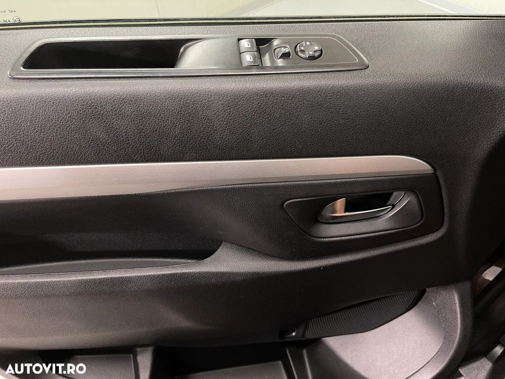 Toyota Proace 2.0 D-4D 177CP 6+1 8A/T VIP 2D - 32