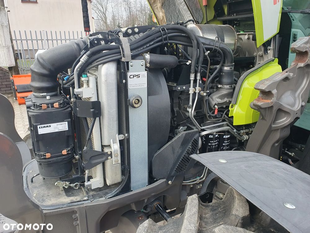 Claas Arion 410 - 12