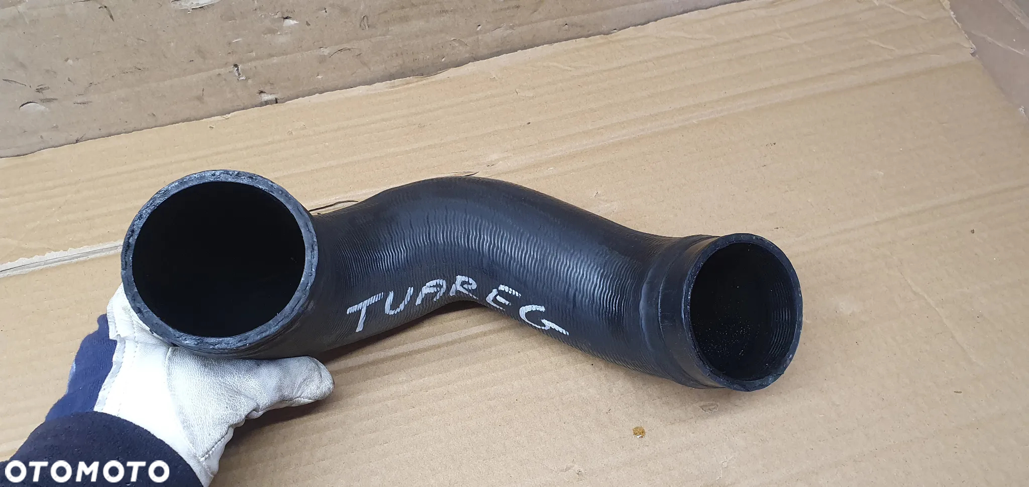 Przewód wąż rura intercoolera VW Touareg 3.0 TDI 7L6145972C - 4