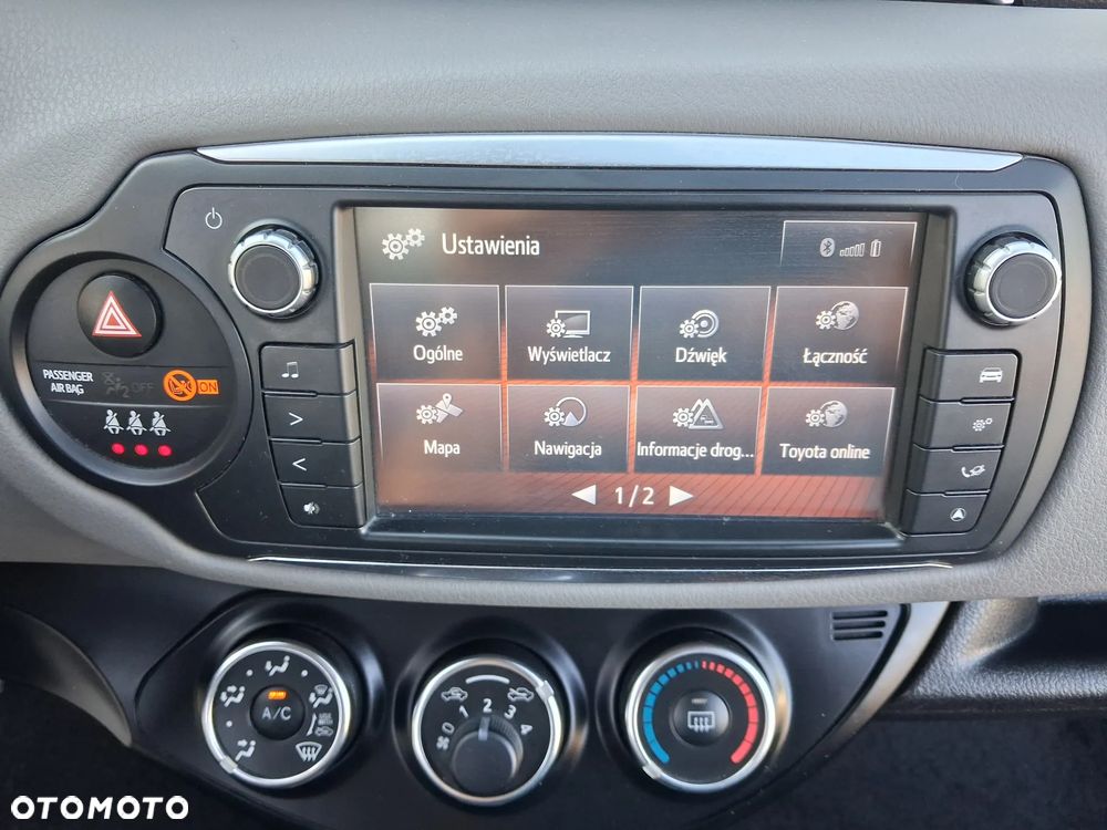 Toyota Yaris 1.0 Premium - 18