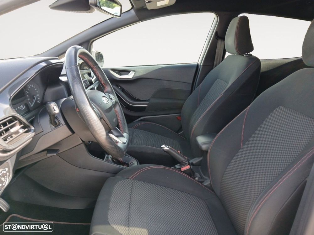 Ford Fiesta 1.0 EcoBoost ST-Line — fotografia 9