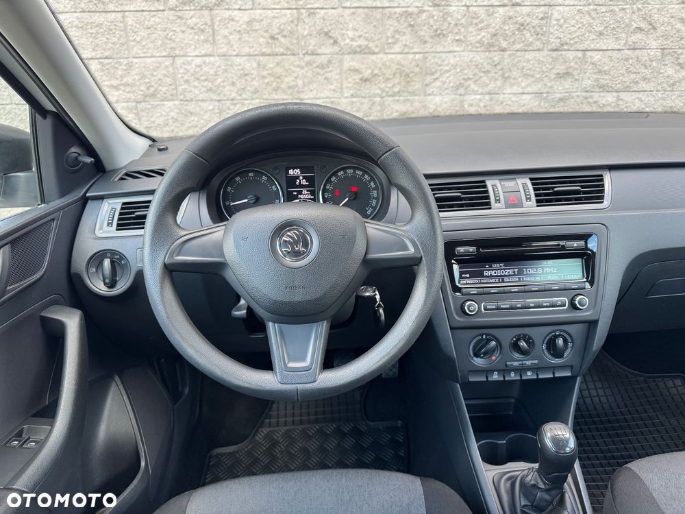 Skoda RAPID 1.2 Active - 12