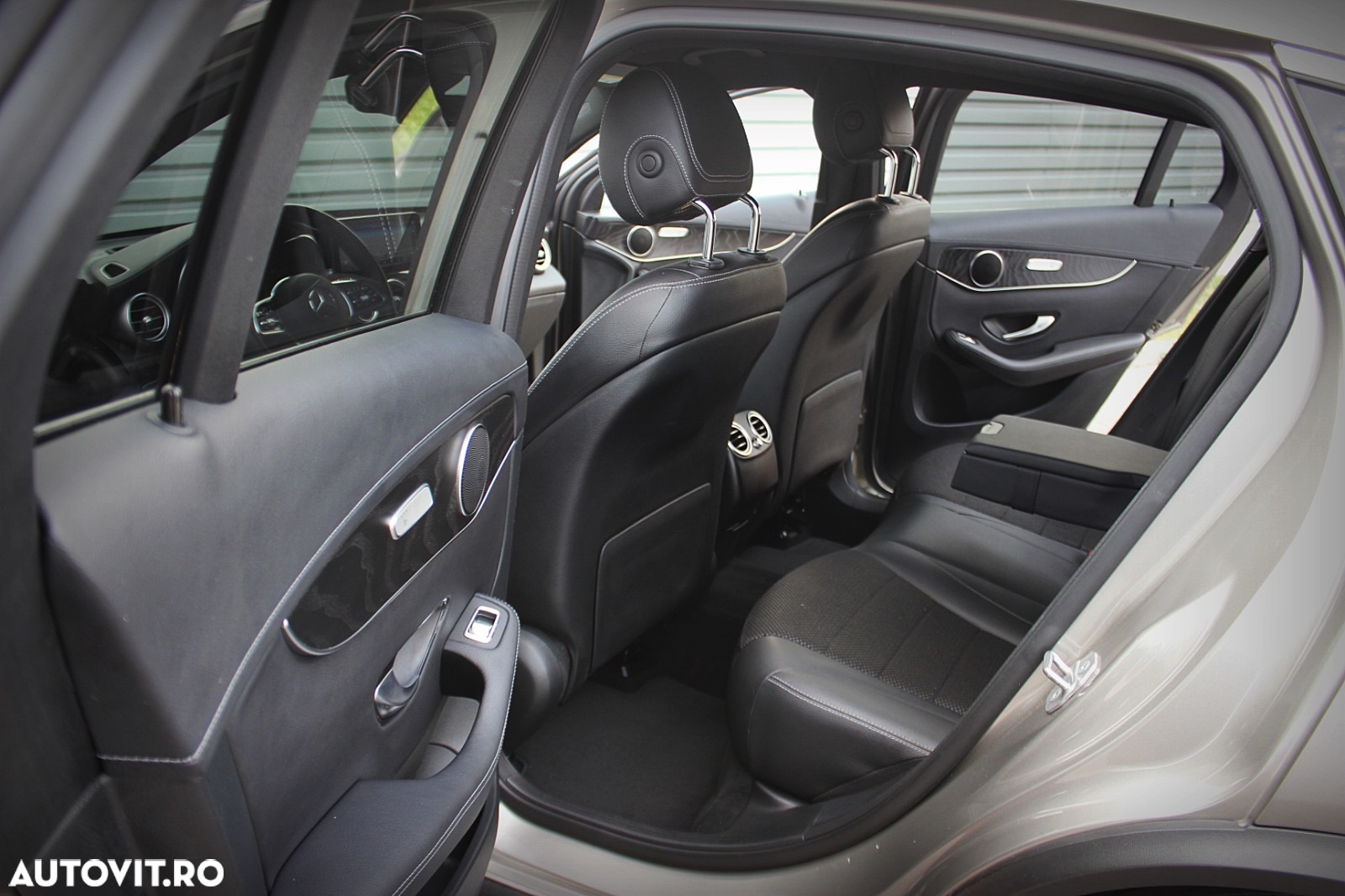 Mercedes-Benz GLC 200 4MATIC - 14