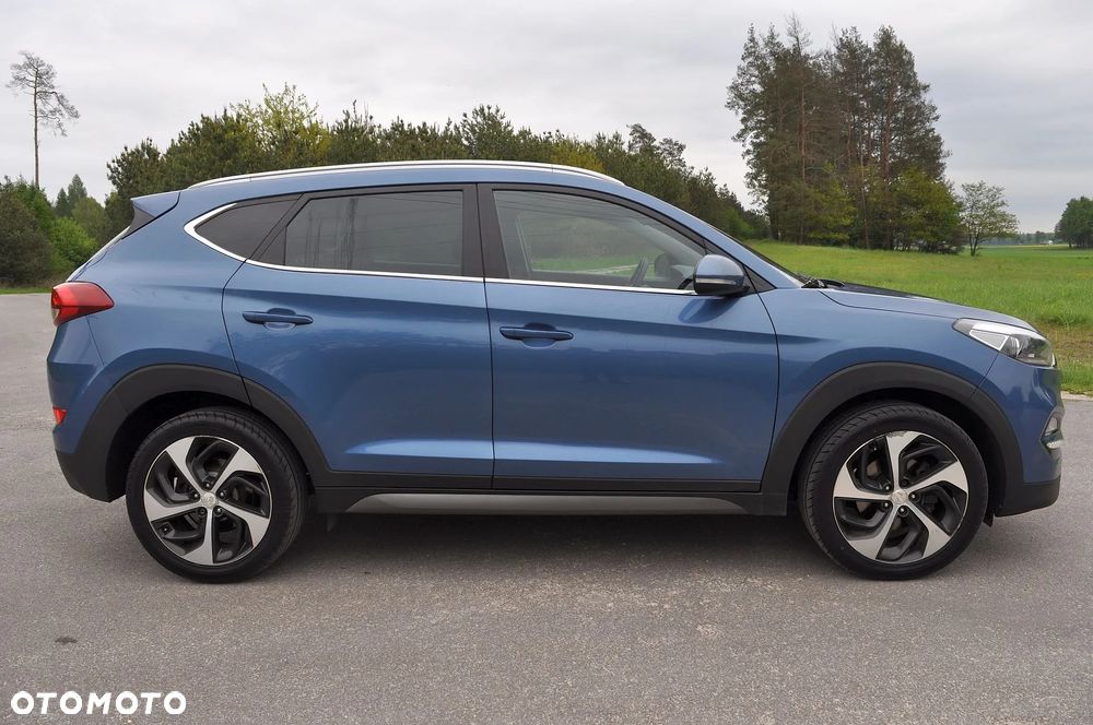 Hyundai Tucson blue 1.7 CRDi 2WD Style - 16