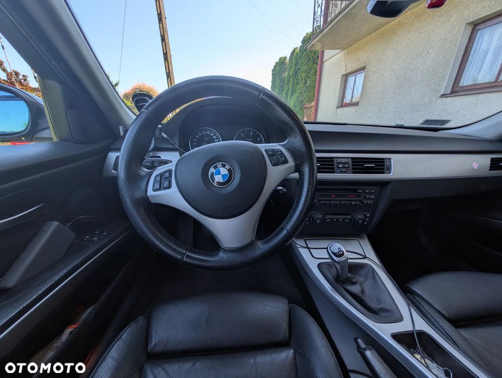 BMW Seria 3 - 16