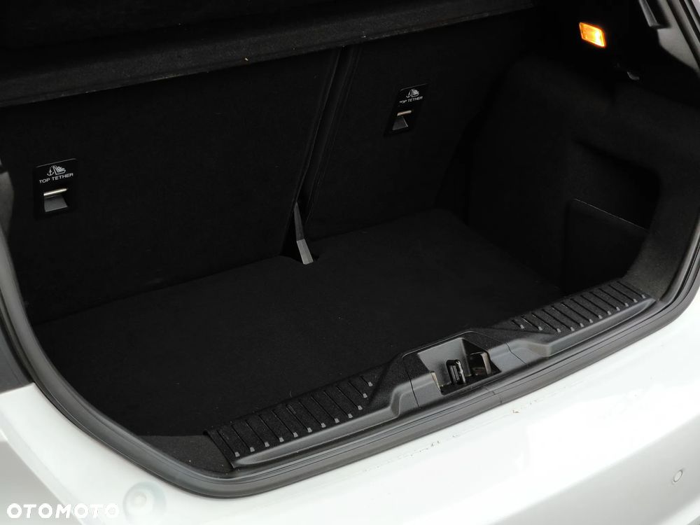 Ford Fiesta 1.1 SYNC Edition - 9