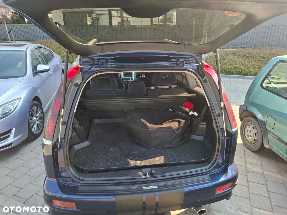 Honda Stream 1.7i LS - 9