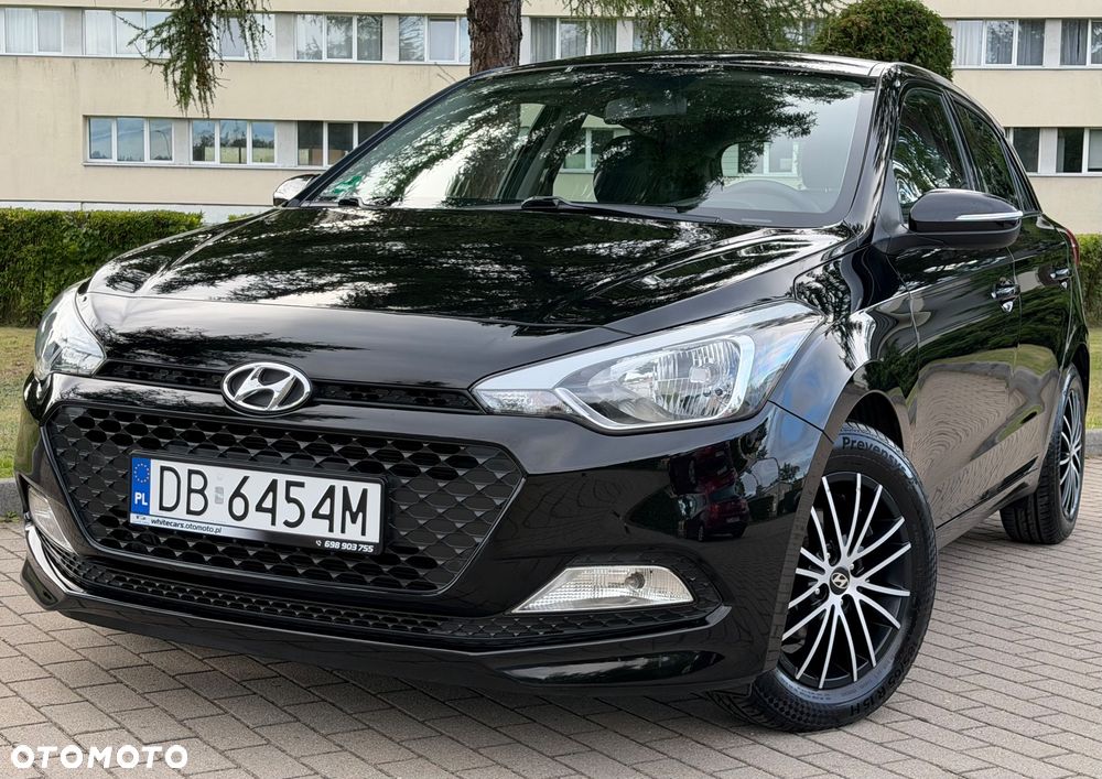 Hyundai i20 1.2 Pure - 17