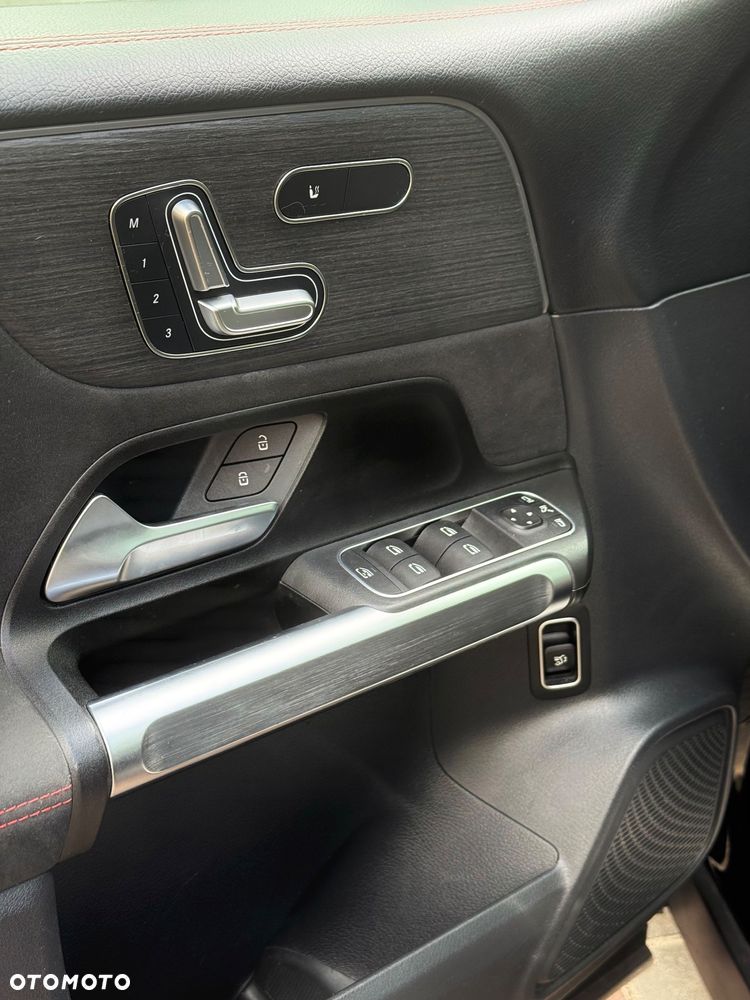 Mercedes-Benz GLB AMG 35 4Matic AMG Speedshift DCT 8G - 8