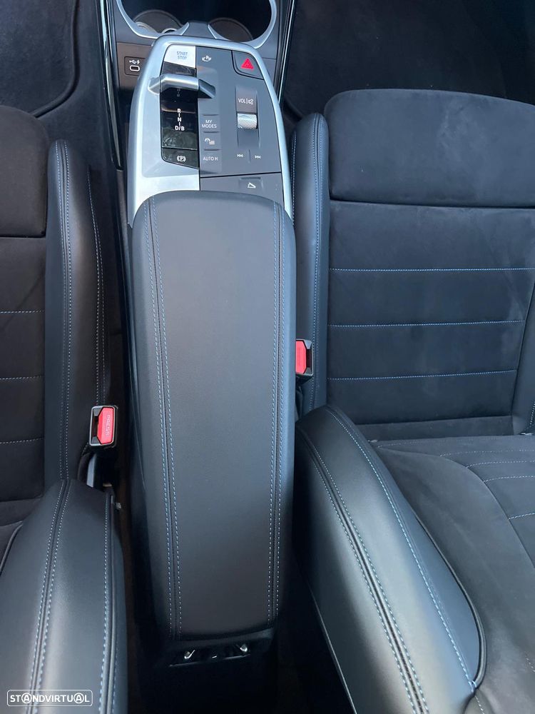 BMW iX2 xDrive30 Pack Desportivo M - 33