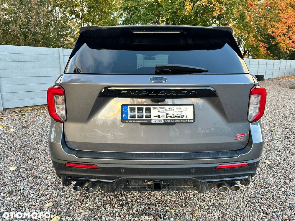 Ford Explorer - 11