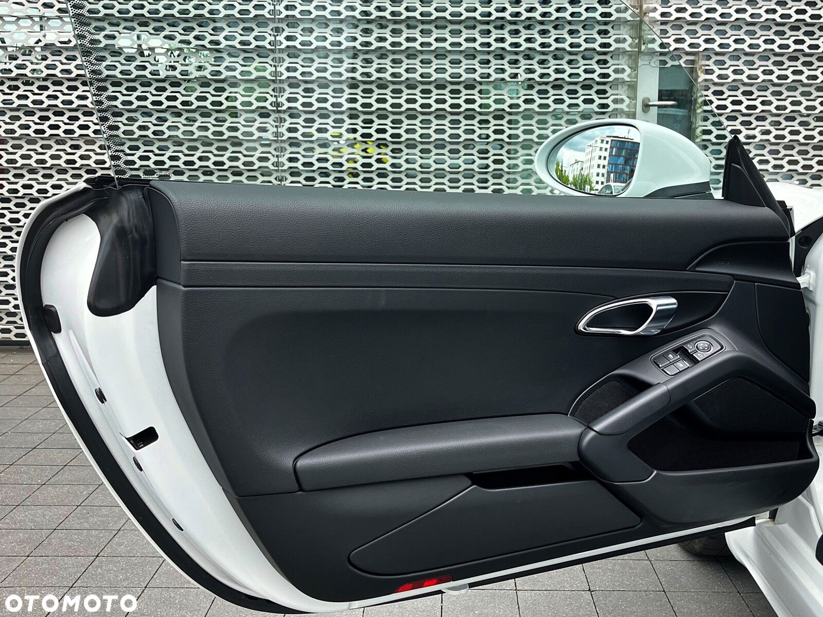 Porsche 718 Cayman - 20