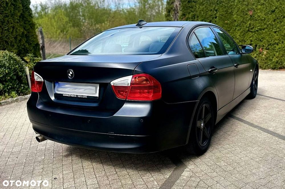 BMW Seria 3 - 16