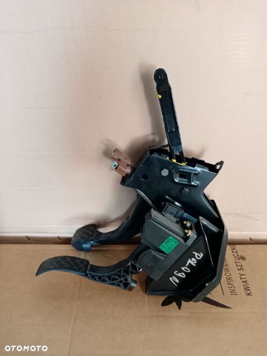 Pedały pedał hamulca gazu potencjometr VW Polo 9N 1.2 - 2