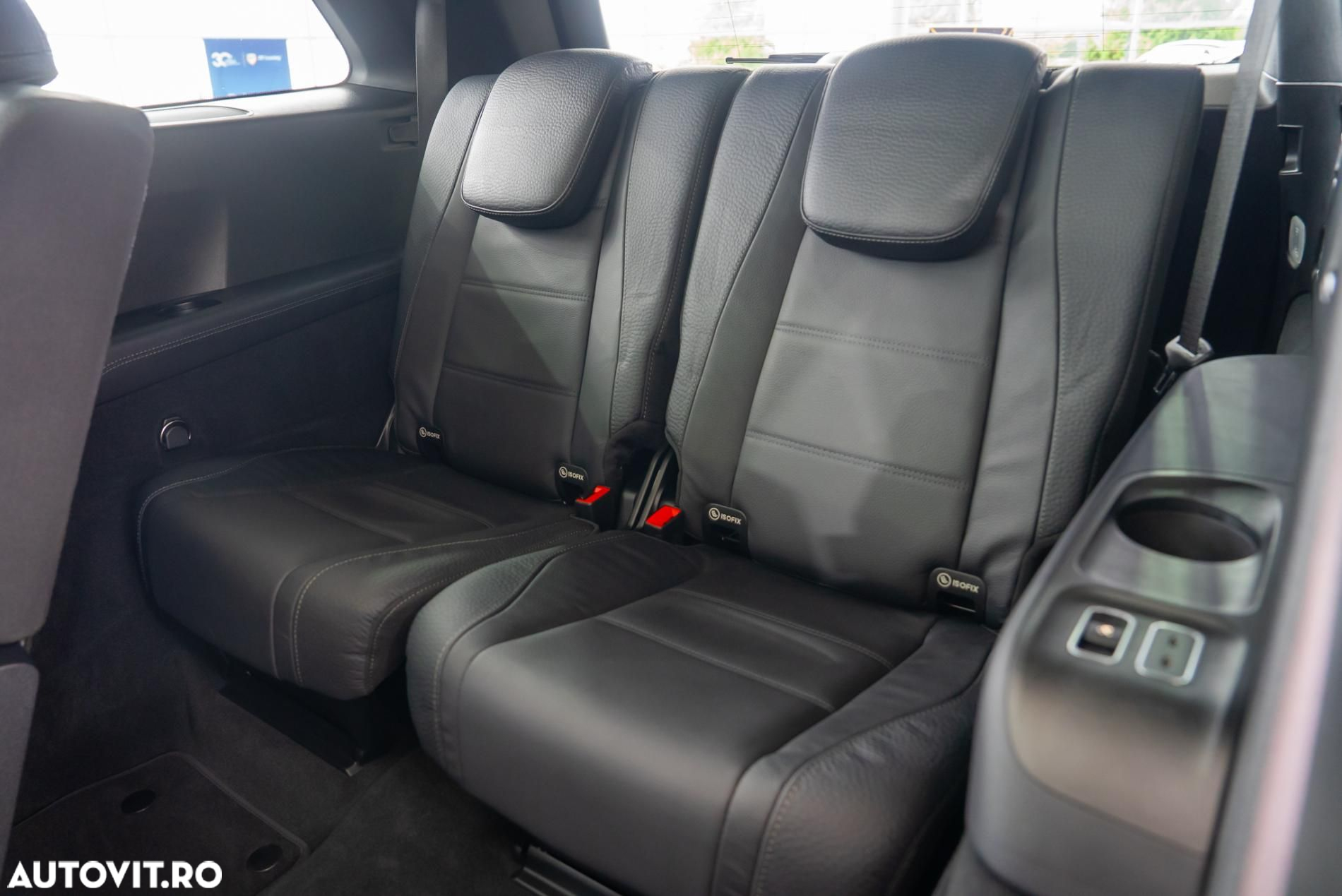 Mercedes-Benz GLS - 13