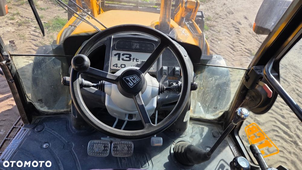 JCB - 5
