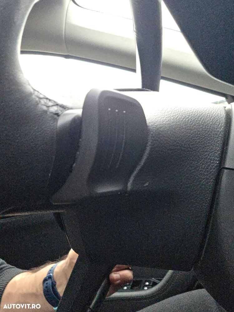 Skoda Superb 2.0 TDI 4x4 DSG L&K - 38