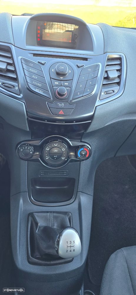 Ford Fiesta - 14