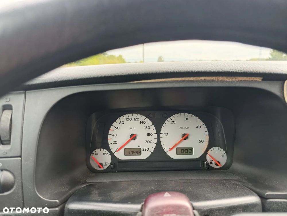 Volkswagen Golf 1.9 TDI - 13