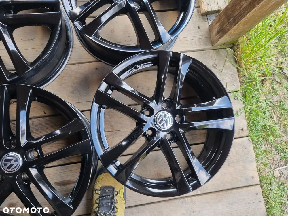 VW PASSAT, TIGUAN,AUDI Q3,Q2,SKODA ,SEAT ATECA 6.5X17 ET43 5X112 bdb stan - 5