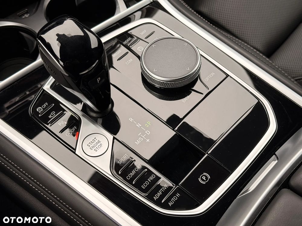 BMW Seria 8 M850i xDrive - 27