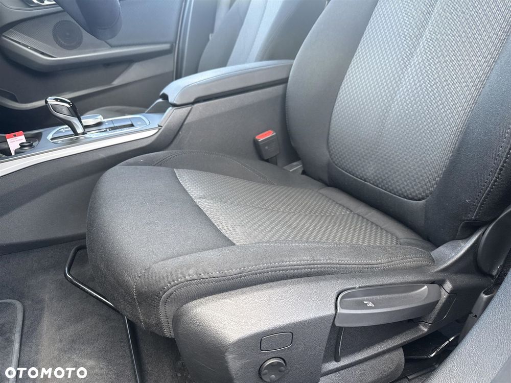 BMW Seria 1 118i - 15