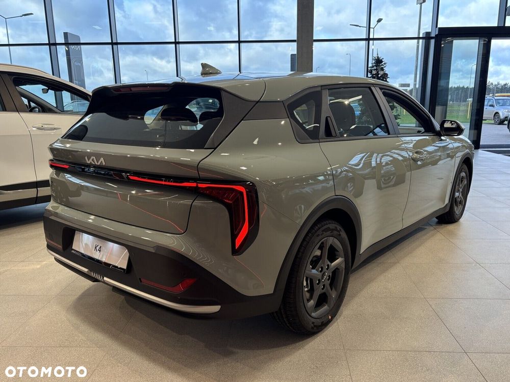 Kia K4 - 6