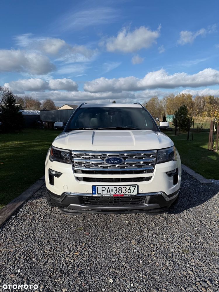 Ford Explorer - 14