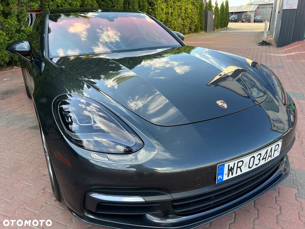Porsche Panamera 4 - 7