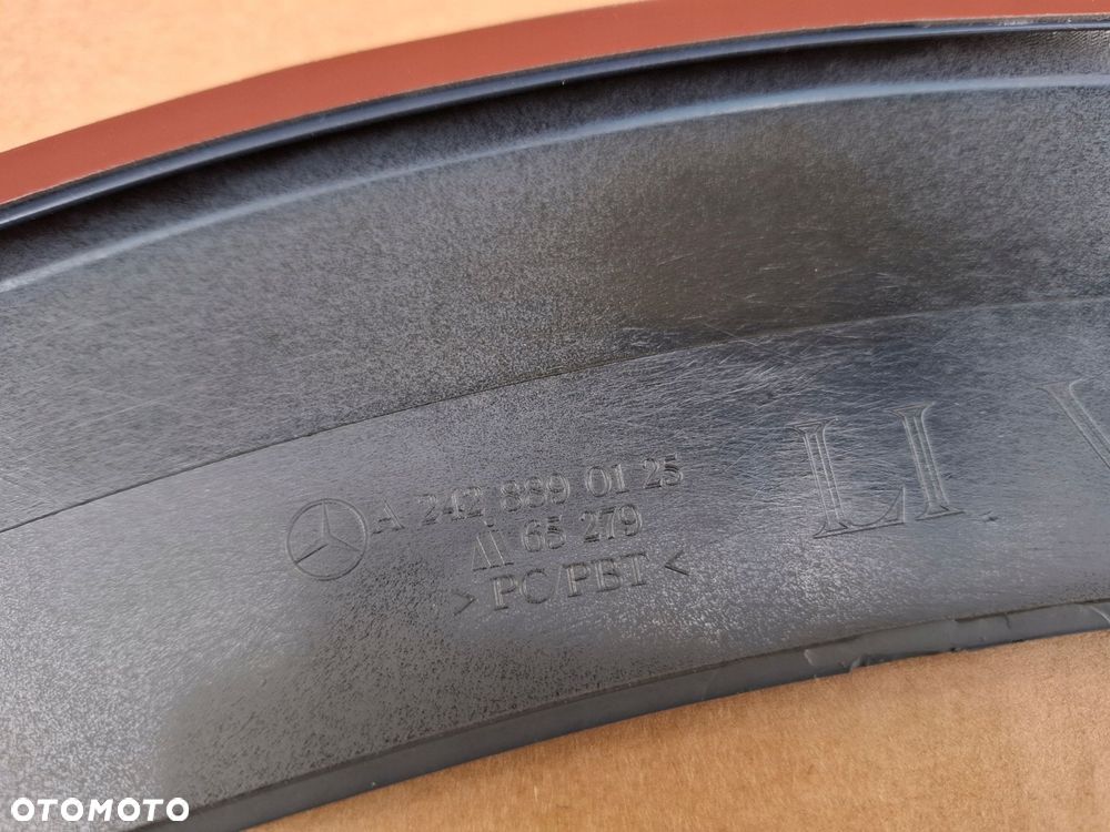 listwa na błotnik mercedes w242 242 oryginał - 9