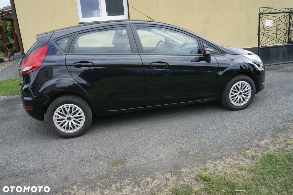 Ford Fiesta 1.25 Champions Edition - 5
