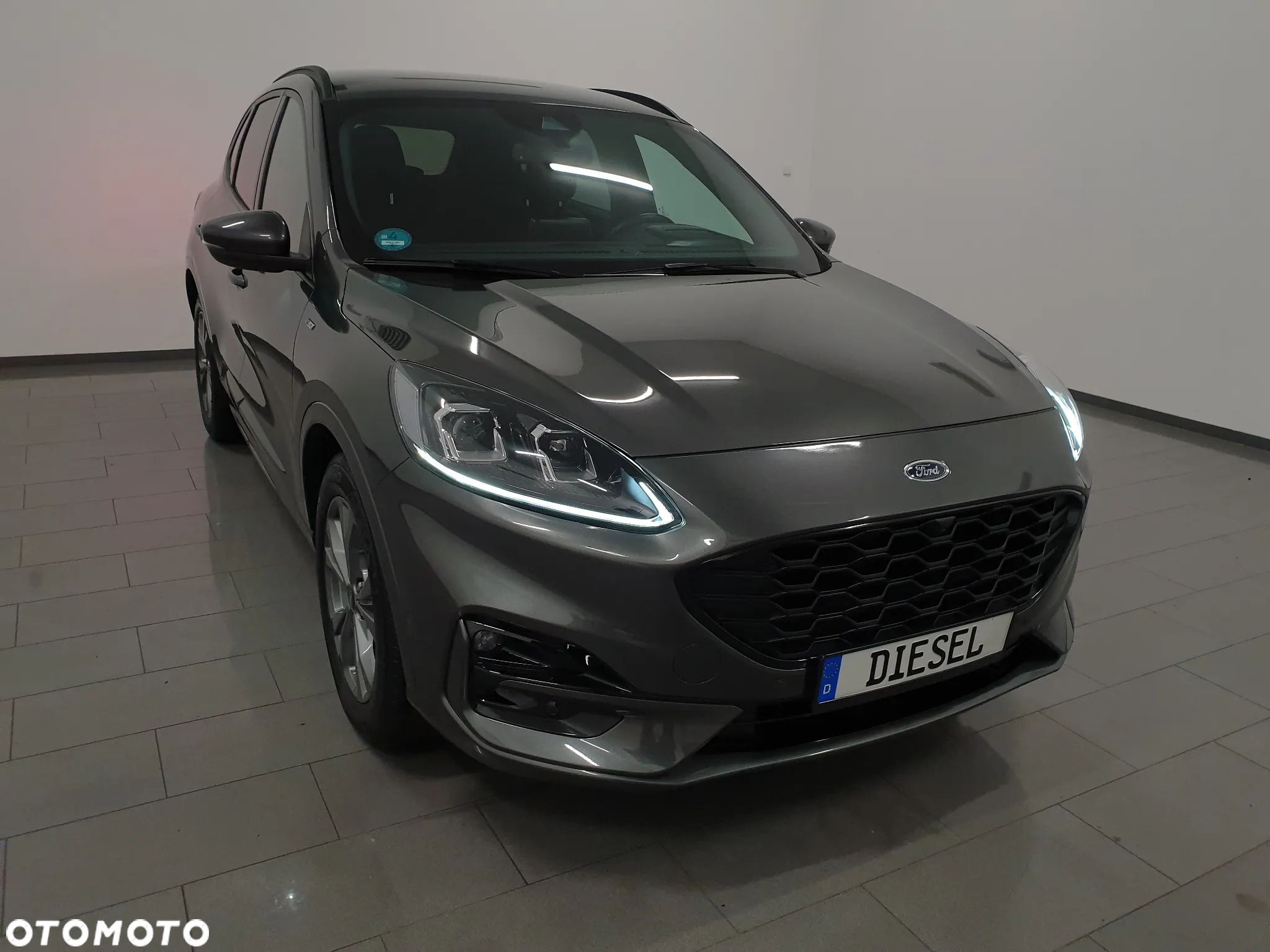 Ford Kuga 2.0 EcoBlue Hybrid ST-LINE X - 38