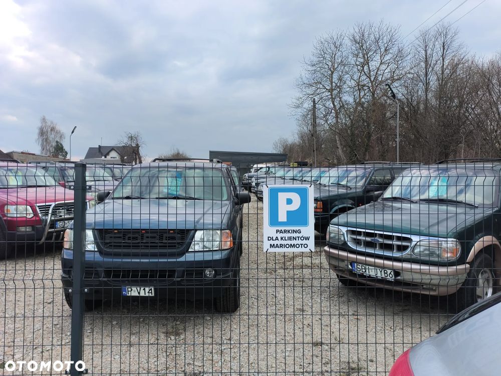 Ford Explorer 4.0 4WD - 18