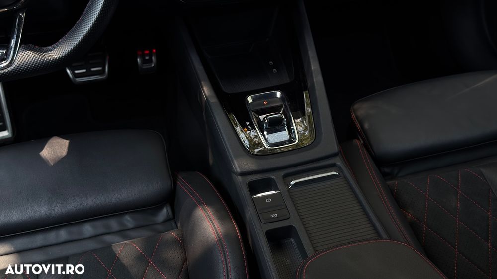 Skoda Octavia RS 2.0 TSI DSG - 14