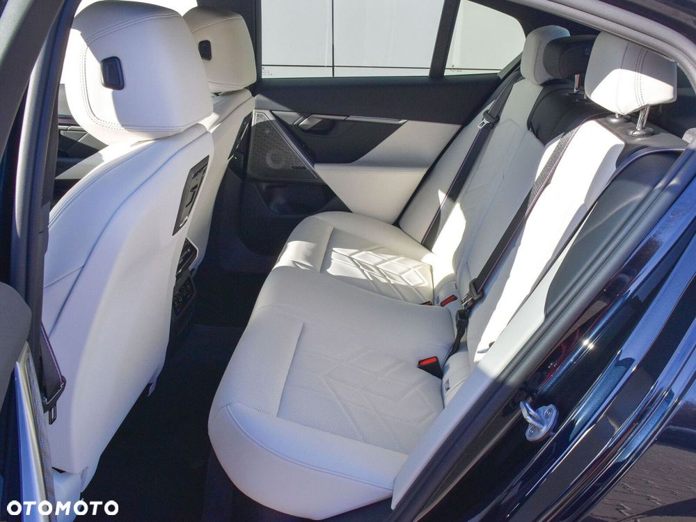 BMW Seria 5 - 28