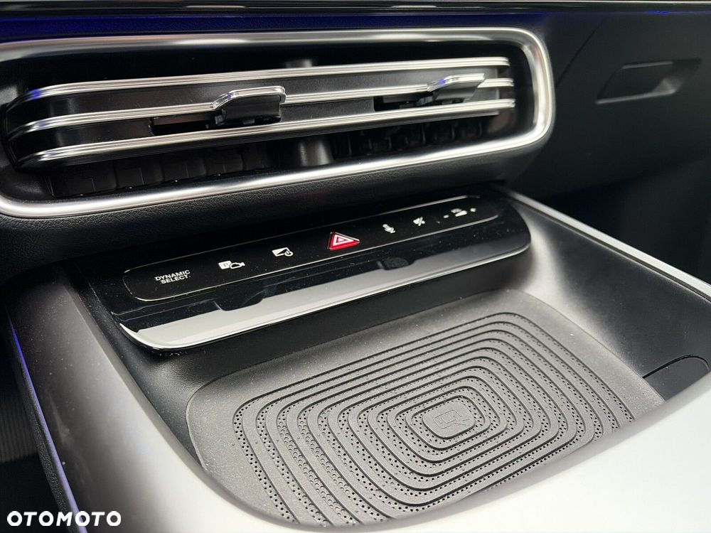 Mercedes-Benz CLA 200 mHEV 8G-DCT - 24