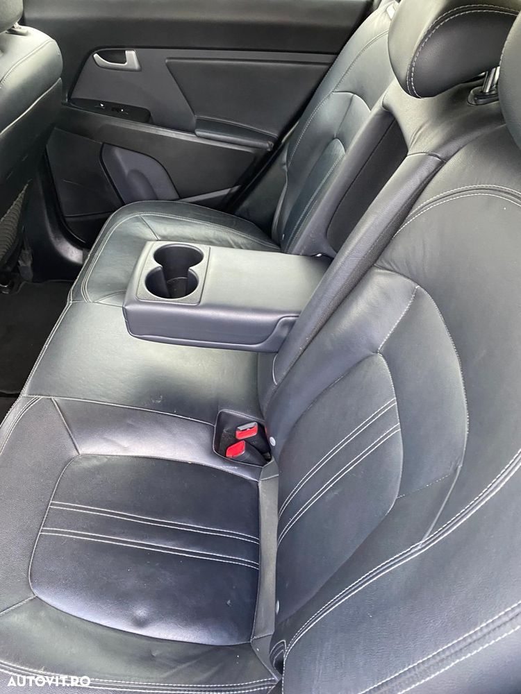 Kia Sportage 2.0 CRDI 4WD Automatik Fifa World Cup Edition - 9