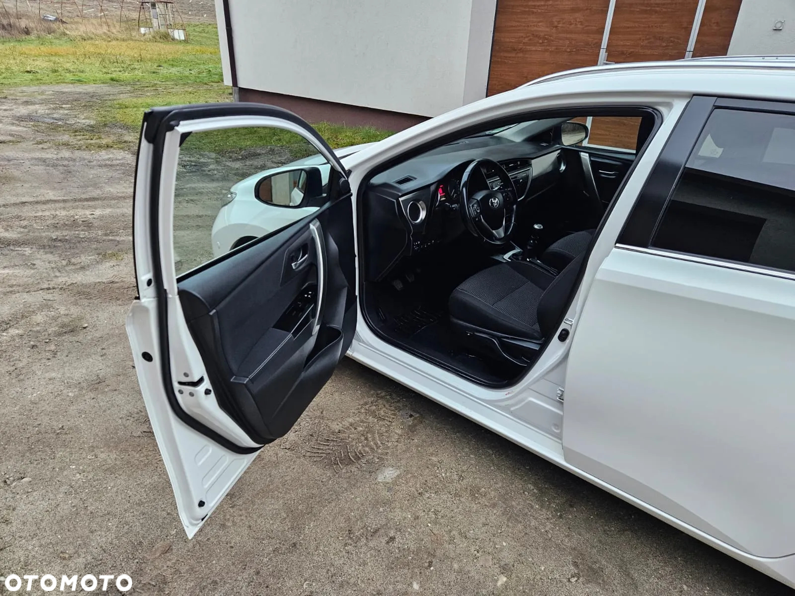Toyota Auris 1.4 D-4D Touring Sports - 7