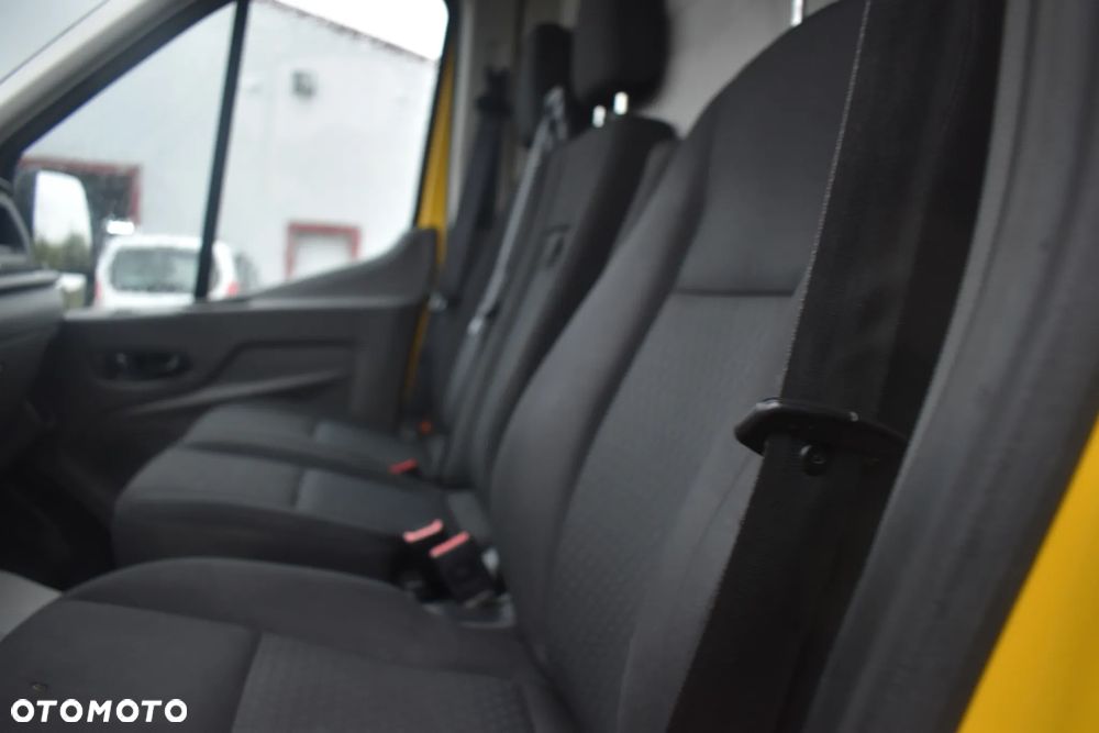 Ford Transit - 17