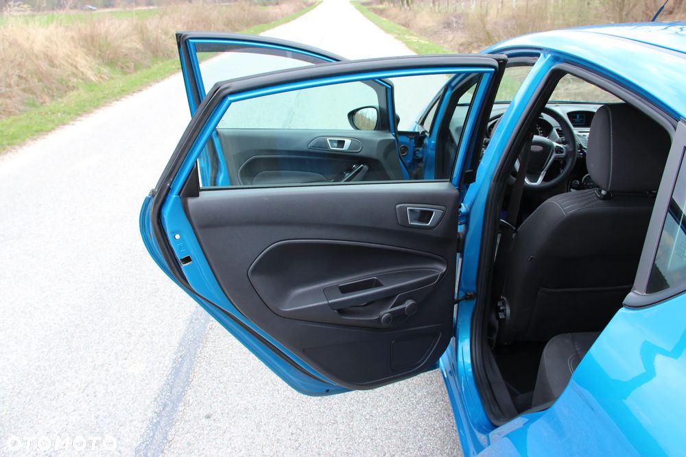 Ford Fiesta 1.6 Ti-VCT Titanium - 16