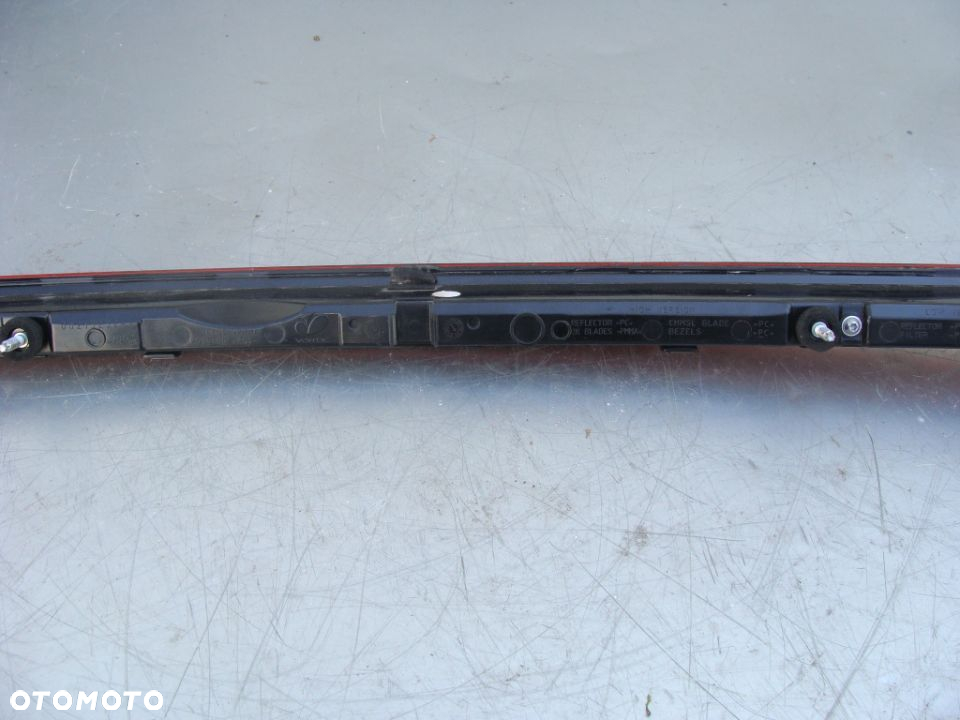 SEAT LEON IV LAMPA TYLNA W KLAPĘ BLENDA 5FA945307G - 7