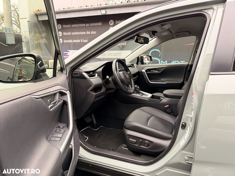 Toyota RAV4 2.5 VVT-iE 4x4 Luxury - 16