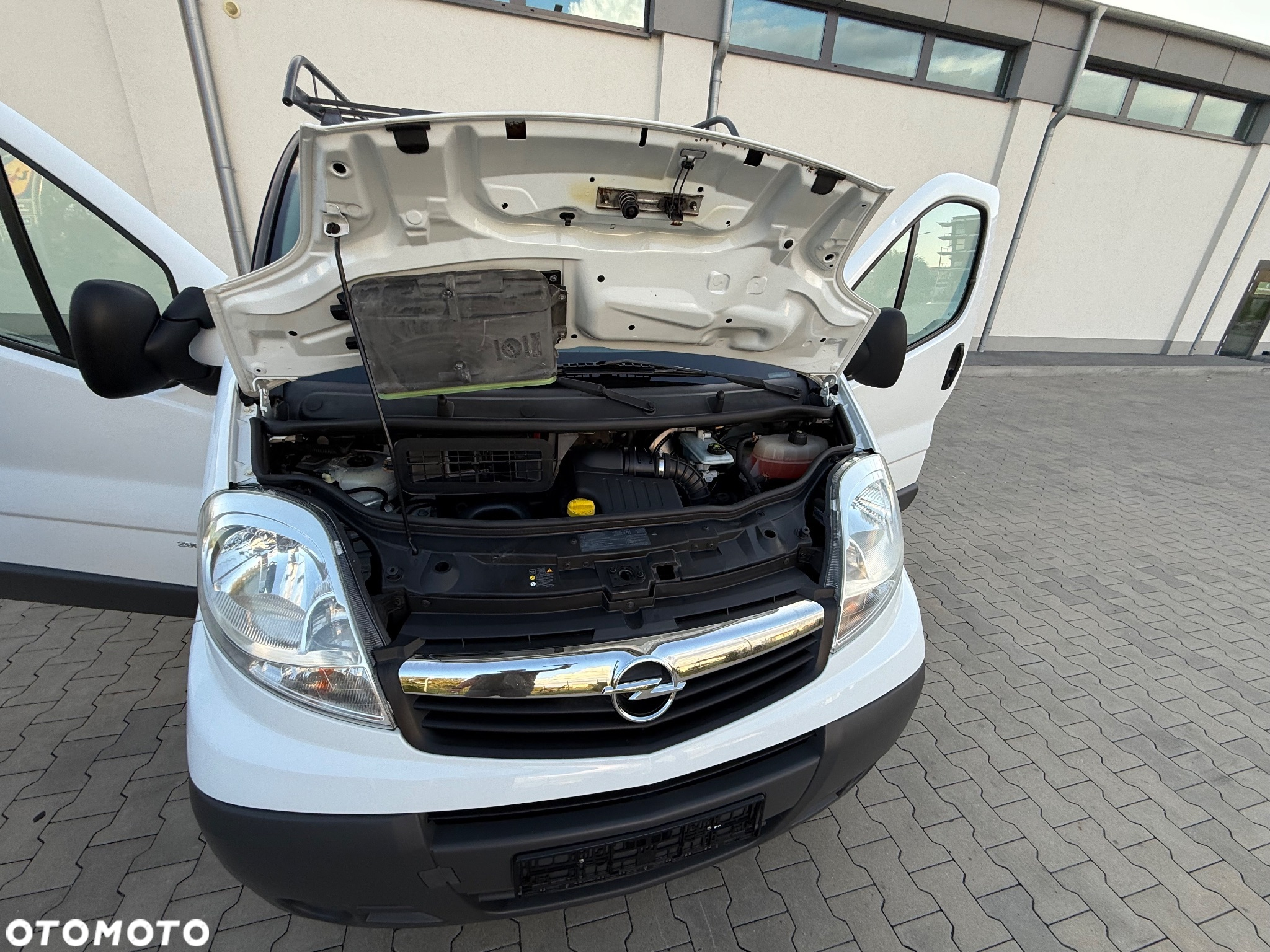 Opel Vivaro - 30
