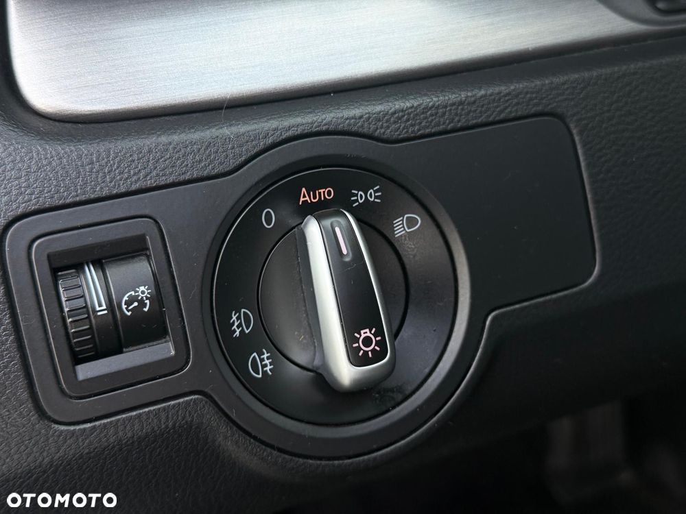 Volkswagen Passat 1.4 TSI Comfortline - 28