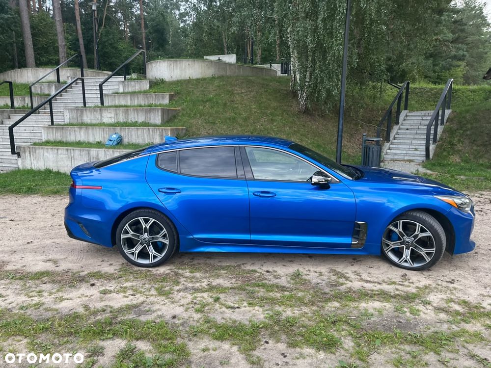 Kia Stinger - 4