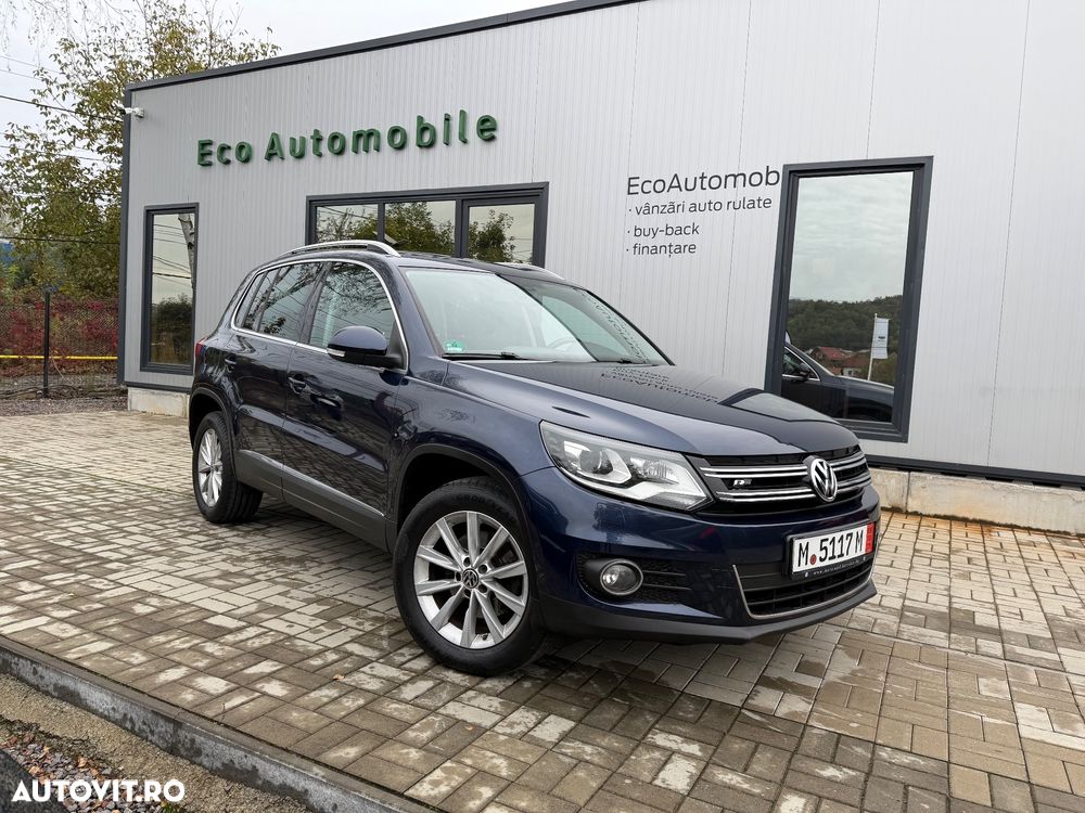 Volkswagen Tiguan - 1