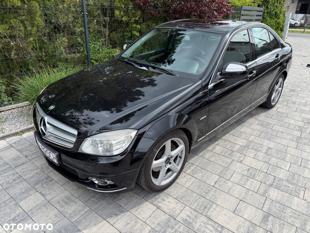 Mercedes-Benz Klasa C ver-200-7g--tronic-avantgarde-edition - 28